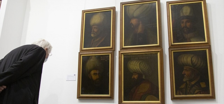 Osmanlı padişahlarına ait tablolar beklenenin üstünde bir fiyata satıldı