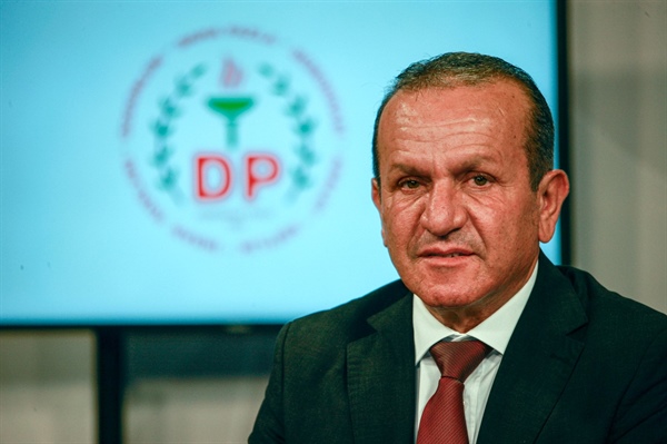 DP Genel Başkanı Fikri Ataoğlu, trafik kazası geçirdi