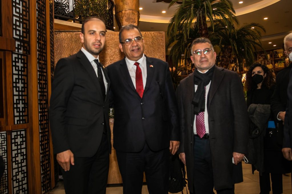 Başbakan Sucuoglu AK Parti ve MHP Milletvekilleri ile akşam yemeğinde bir araya geldi