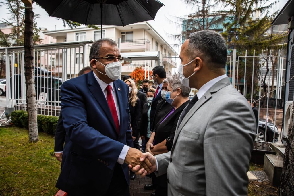 Sucuoğlu,KKTC Ankara Büyükelçiliği’ni de ziyaret etti