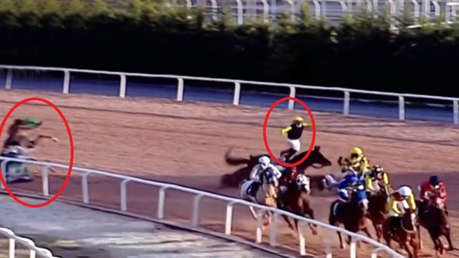 Adana Yeşiloba Hipodromu'nda kaza: 3 yaralı