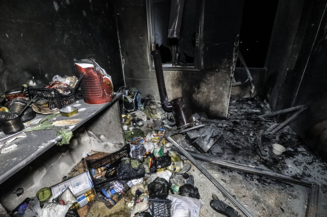 ABD'nin İdlib'deki operasyonu: Çocuklarımı benden alıp ellerimi bağladılar