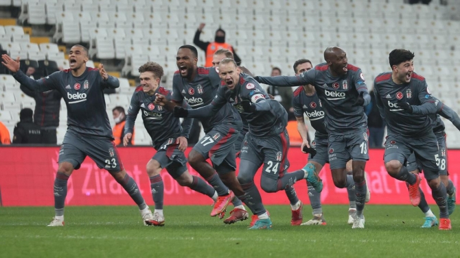 Beşiktaş penaltılarla tur atladı