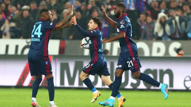 Süper Lig'de haftaya geri dönüşler damga vurdu