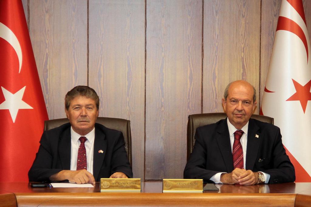 Bakanlar Kurulu’na Cumhurbaşkanı Tatar başkanlık ediyor