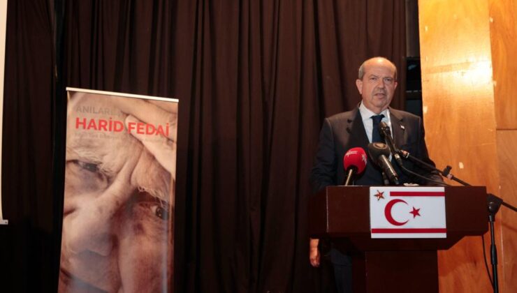 Cumhurbaşkanı Tatar, eşi Sibel Tatar ile birlikte araştırmacı, yazar ve şair Harid Fedai’yi anma törenine katıldı