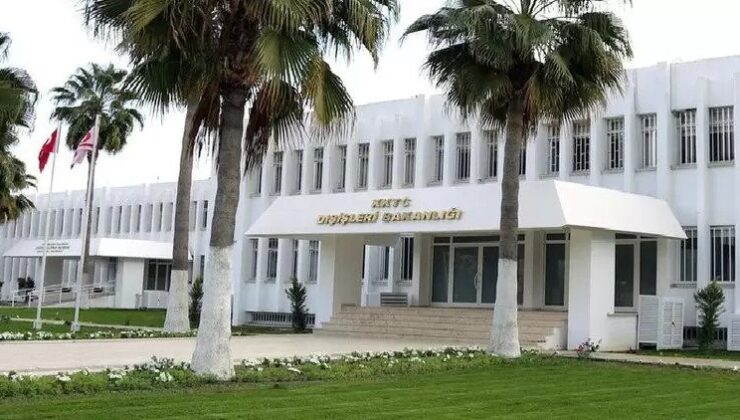 Ertuğruloğlu:İngiltere’nin GKRY ile savunma ve dış politikayı da kapsayan stratejik iş birliği kurma cihetine gitmesi kaygı verici