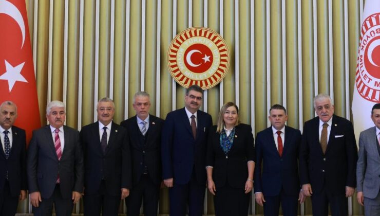 TC – KKTC  Parlamentolar Arası Dostluk Grubu Başkanı, Cumhuriyet Meclisi Hukuk, Siyasi İşler  ve Dışilişkiler Komitesi onuruna öğle yemeği verdi
