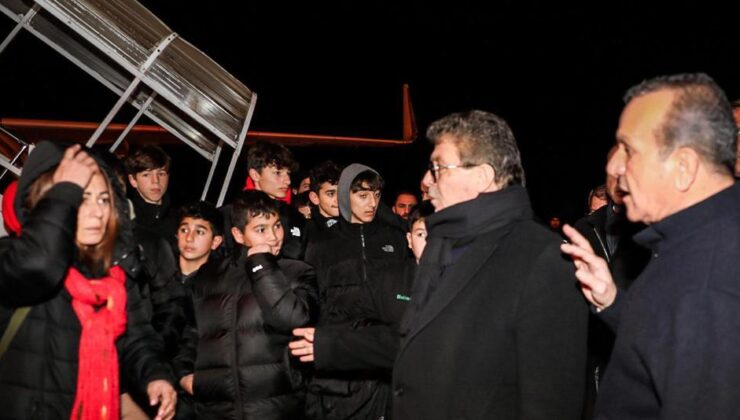 Gazimağusa Canbulat Özgürlük Ortaokulu kafilesi Ercan’a ulaştı
