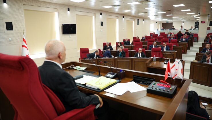 Cumhuriyet Meclisi’nde bazı yasa tasarısı ve önerilerinin üçüncü görüşmelerine yönelik tezkereler onaylandı