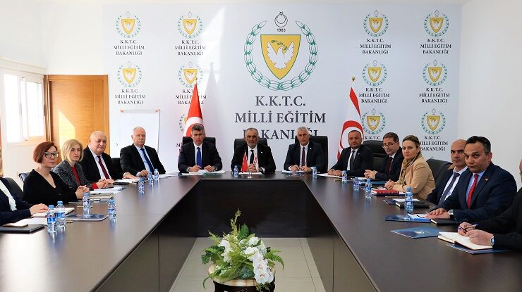 Millî Eğitim Bakanlığı’nda deprem bölgesindeki üniversite öğrencilerinin durumu değerlendirildi