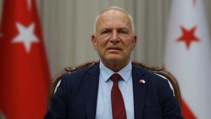 Töre:Tiyatro, yaratıcılığın zirveye ulaştığı bir sanat dalıdır