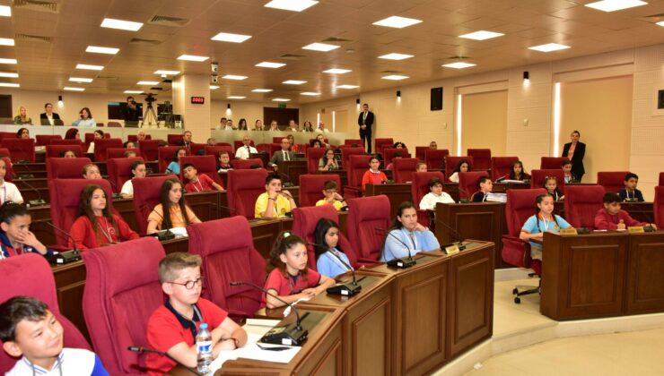 Meclis Genel Kurulu’nda “Çocuk Hakları” gündemli temsili özel oturum yapıldı