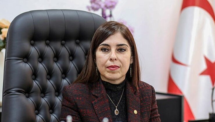 Sağlık Bakanı Altuğra, Babalar Günü dolayısıyla mesaj yayımladı