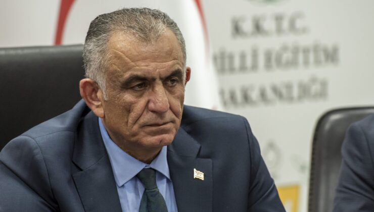 Çavuşoğlu: Otizmli çocukları toplum yaşamında desteklemek herkesin görevi