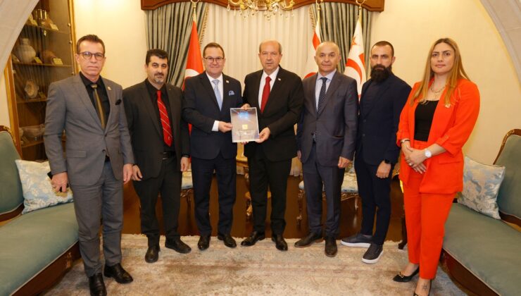 Cumhurbaşkanı Tatar, Ticaret Odası heyetini kabul etti… “Akaryakıtla elektrik çevre düşmanıdır”