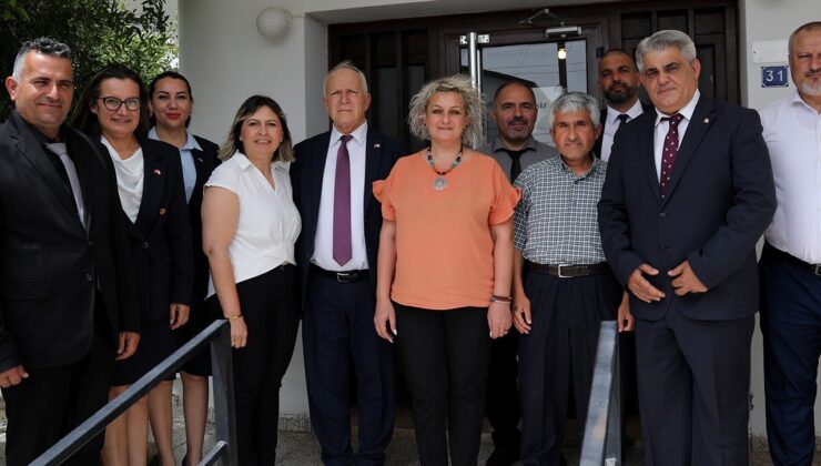 Töre, Geçitkale’de ziyaretler gerçekleştirdi