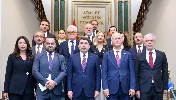 Deprem Komitesi,TC Adalet Bakanı Tunç tarafından kabul edildi… Hasipoğlu: Şampiyon Meleklerimiz için adaletin en erken zamanda tecelli etmesi adına süreci takip edeceğiz