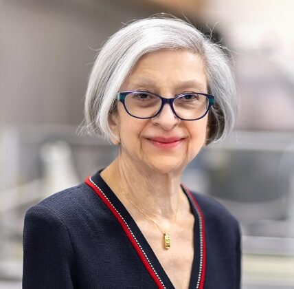 Prof. Dr. Ten Feizi adına doktora bursu verilecek