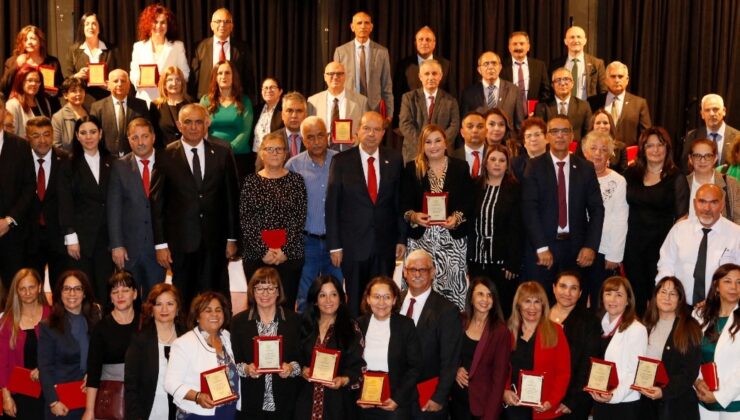 “Öğretmen bizim için kutsaldır”