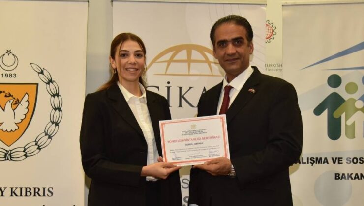 “Asistanım Olur Musun? ” projesi kapsamındaki yönetici asistanlığı eğitimlerini tamamlayanlara düzenlenen törenle sertifikaları verildi