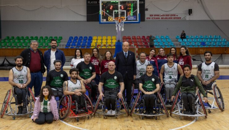 Cumhurbaşkanı Tatar, Türkiye Tekerlekli Sandalye Basketbol Süper Lig karşılaşmasını izledi – BRTK