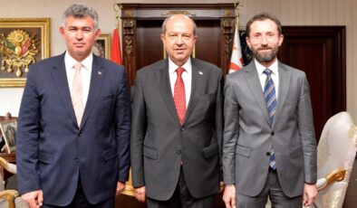 Cumhurbaşkanı Tatar, Türkiye’nin Lefkoşa Büyükelçisi Feyzioğlu ve KEİ Koordinatörü Öz’ü kabul etti