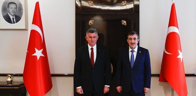 Feyzioğlu, TC Cumhurbaşkanı Yardımcısı Yılmaz tarafından kabul edildi… Görüşmede, Türkiye-KKTC İktisadi ve Mali İşbirliği Anlaşması ele alındı