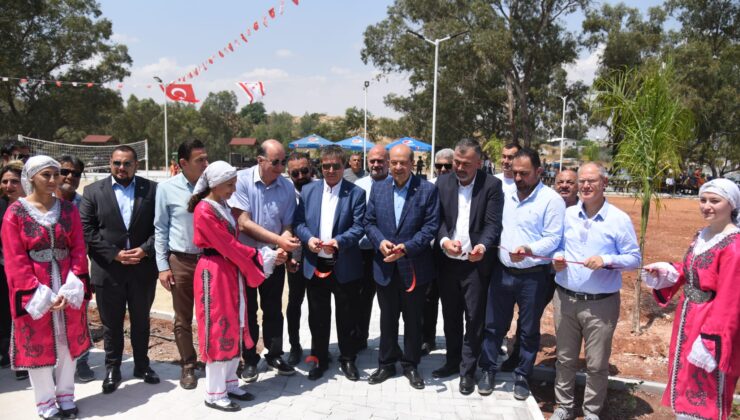 Çayönü’nde, Cumhurbaşkanı Tatar ve Başbakan Üstel’in katılımıyla “Atatürk Parkı ve Piknik Alanı”nın açılışı yapıldı