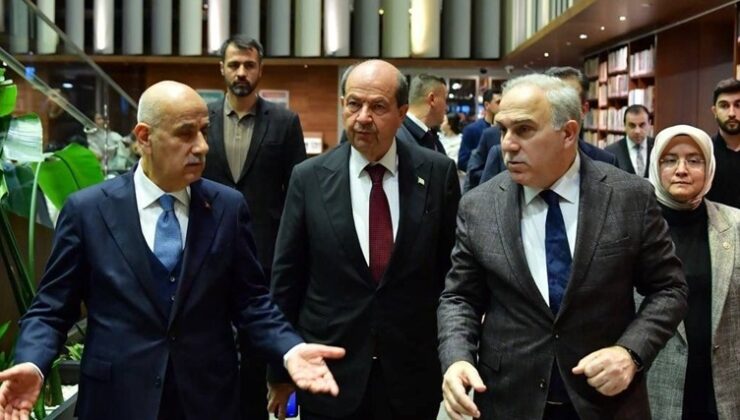 Cumhurbaşkanı Tatar Fatih Merkez Kütüphanesi’ni ziyaret etti