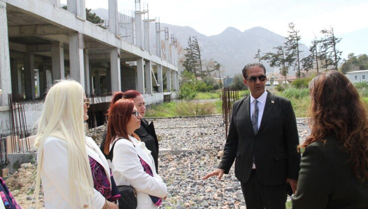 Bakan Gardiyanoğlu, Lapta Huzurevi inşaatında incelemelerde bulundu