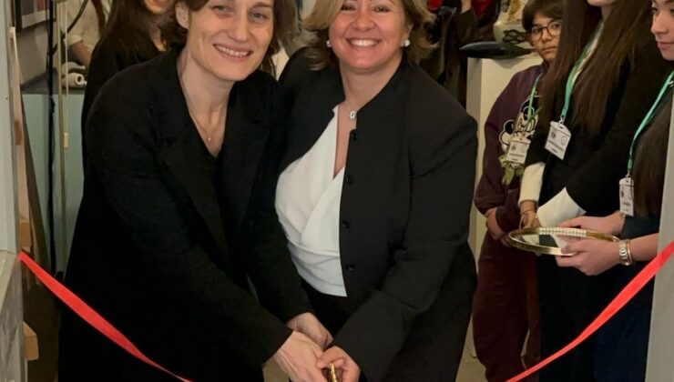 Kıbrıs Türk Fransız Kültür Derneği 40. yılını kutladı ve Fransızca kütüphanesini hizmete açtı