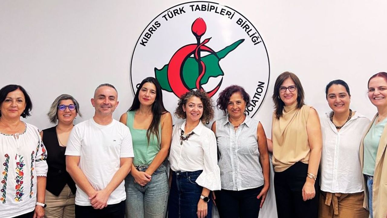 Evrensel Hasta Hakları Derneği “Sağlık İçin Birlikte” projesinin başladığını açıkladı