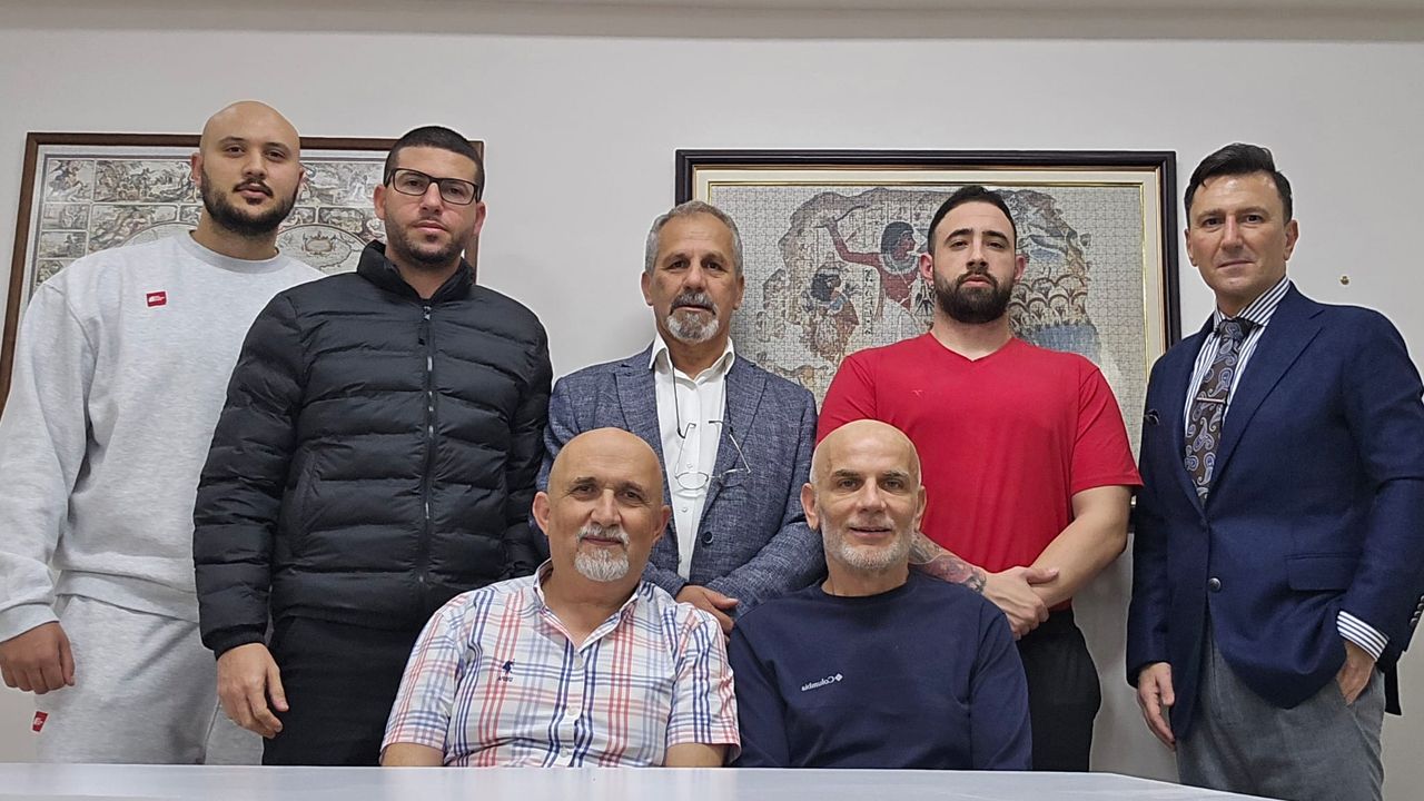 Kıbrıs Türk Serbest Çalışan Hekimler Birliği Başkanlığına yeniden Remzi Gardiyanoğlu getirildi