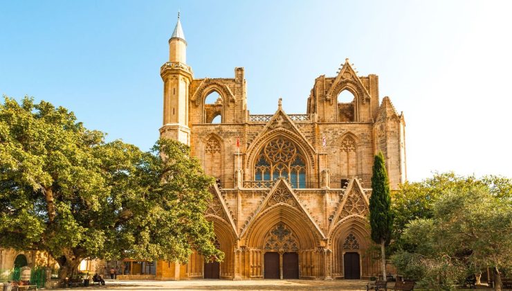 Gazimağusa’da bazı sivil toplum örgütlerinden ilahiyat koleji açıklaması