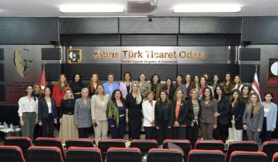 Erhürman, “Kadın çalışırsa, kadın güçlüyse toplum güçlü ve sürdürebilir olur”