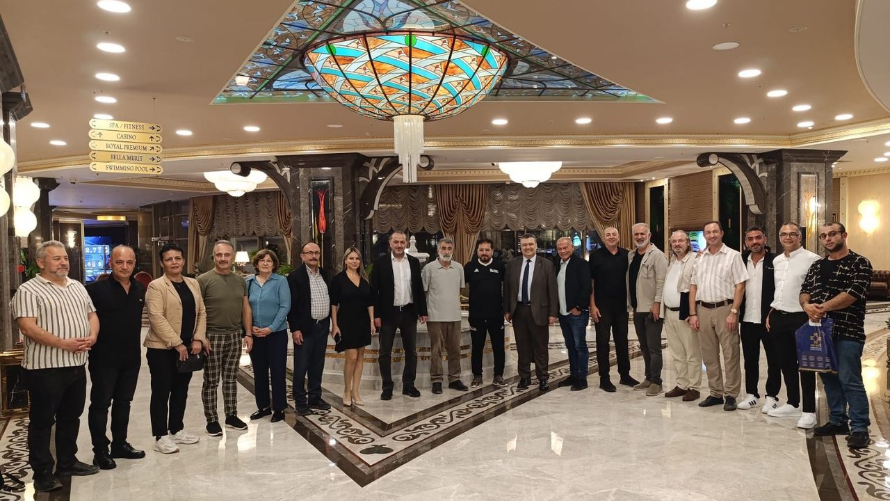 Merit yatırımları Hamburglu Türk gazetecilere anlatıldı