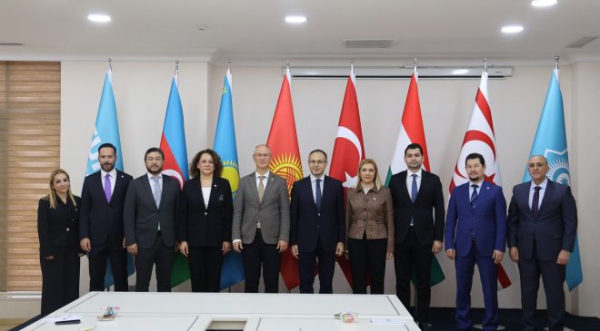 Hasipoğlu Bakü’de TÜRKPA Genel Sekreteri Ramil Hasan ile görüştü