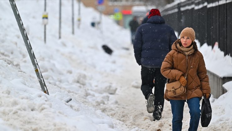 Rusya’nın Kamçatka Yarımadası’nda son 30 yılın en yoğun kar yağışı yaşanıyor