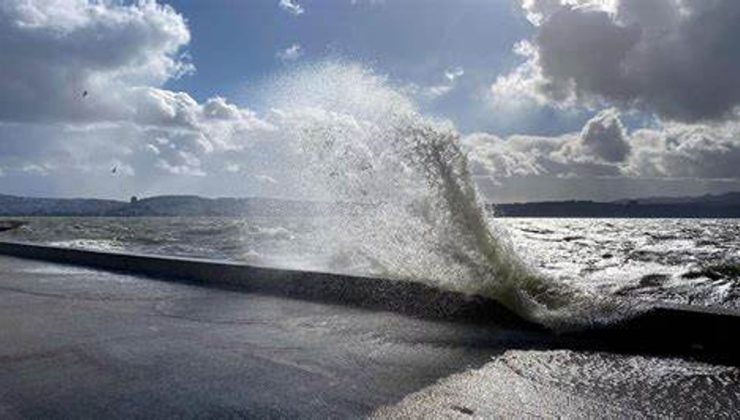 Denizlerde fırtınanın devam etmesi bekleniyor