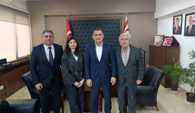 “Doktor Fazıl Küçük Vakfı’nın çalışmaları önemli”