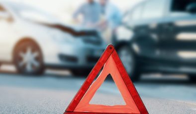 Güzelyurt’ta AVM otoparkında kaza