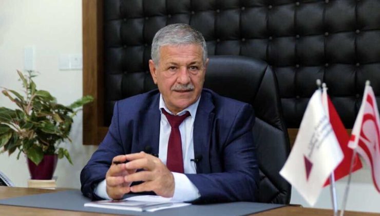 “Anayasa değişikliği, siyasi  sürtüşmelere kurban edilmemeli”