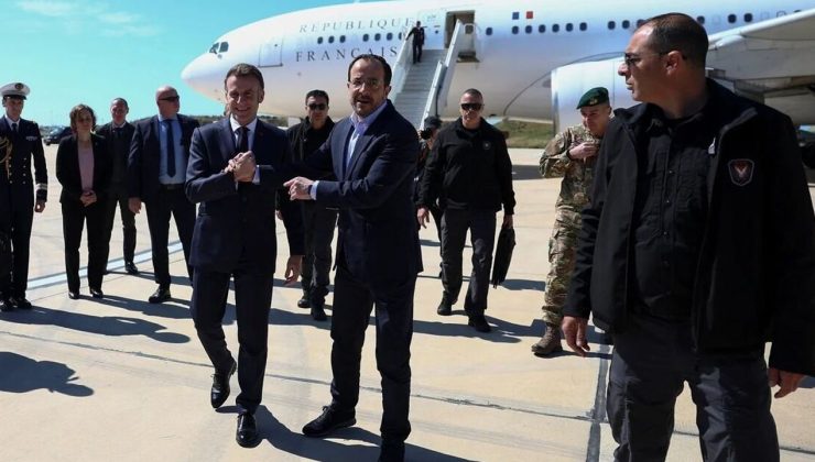 Macron ve Mitsotakis Kıbrıs’ta