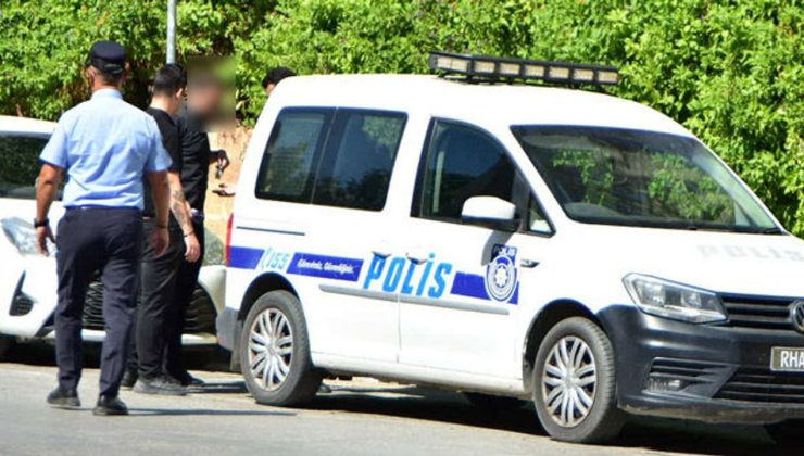 Karpaz yolunda araçtan 15 torba süt tozu çıktı