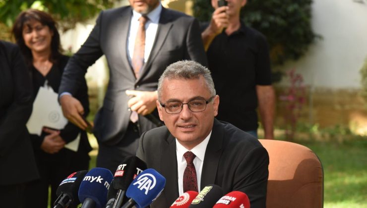 Sekiz sivil toplum örgütü, Cumhurbaşkanı Erhürman’a ortak metin sundu