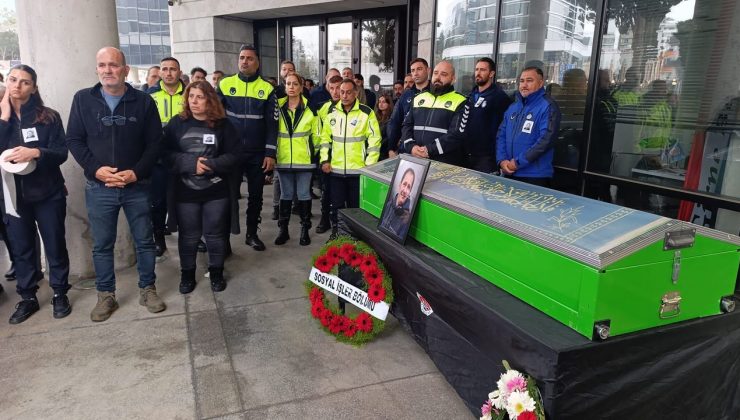 Trafik kazasında hayatını kaybeden Mavideniz için Girne Belediyesi’nde tören düzenlendi