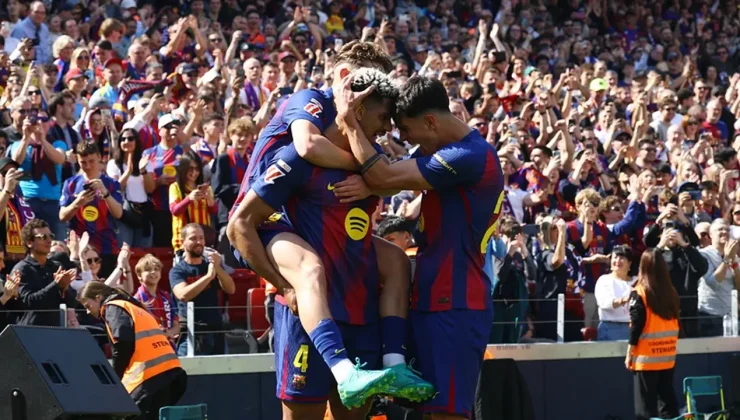 Barcelona öldü öldü dirildi