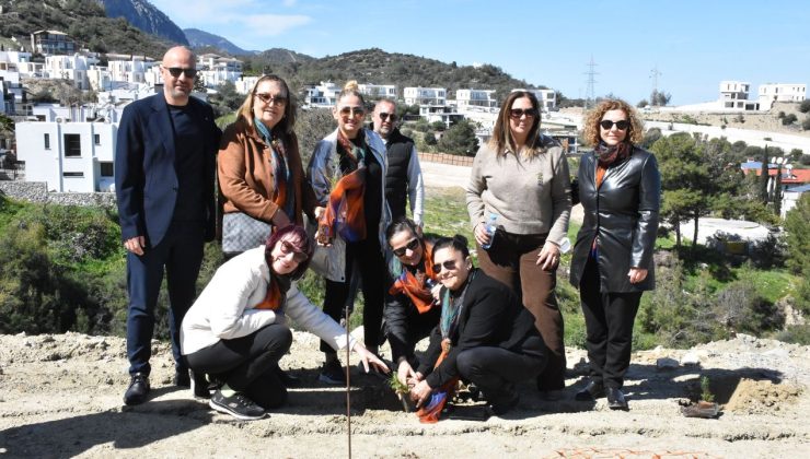 Girne’de 150 fidan toprakla buluşturuldu