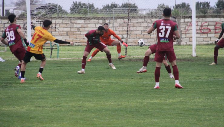 Dum-Dum, Mormenekşe’yi evinde morarttı